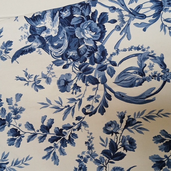 Blue and white Toile cropped pants - Picture 2 of 10